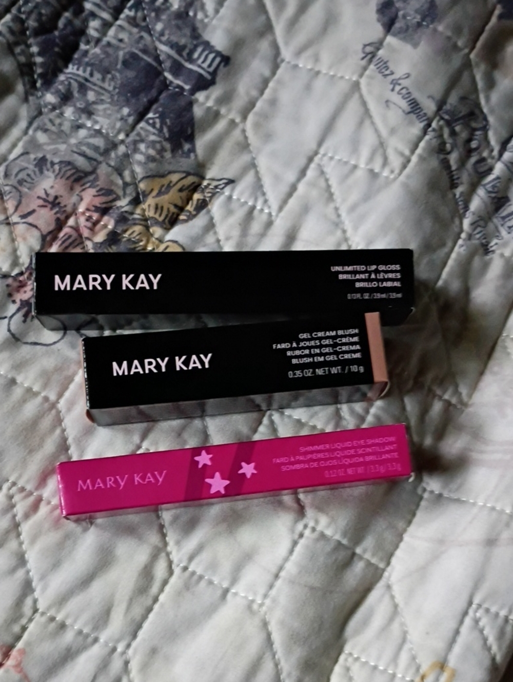 Mary Kay Lip/Blush & Eyeshadow Set